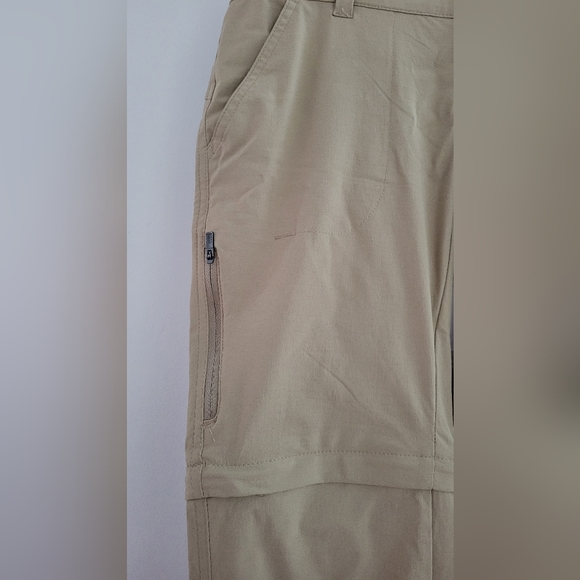 NWT Columbia womens convertible cargo pants | zip off pants - size 4 | beige - Picture 8 of 16